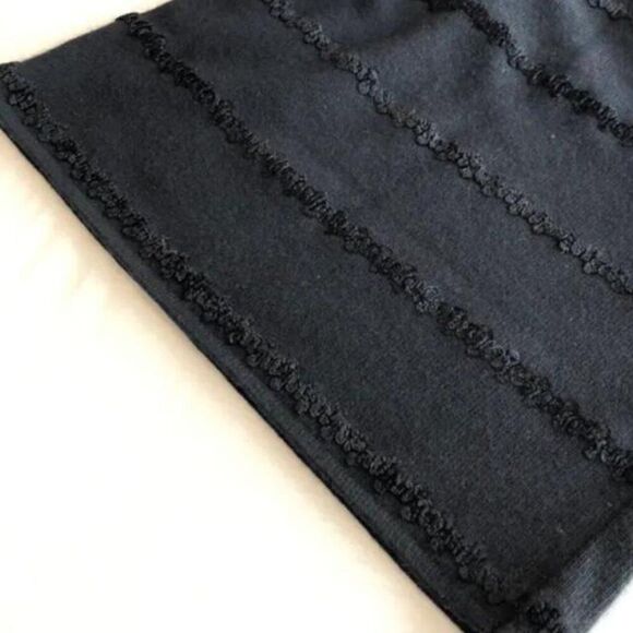 Fendi Black Wool-Cashmere Skirt and Sweater Set - Size 42 - Picture 5 of 7